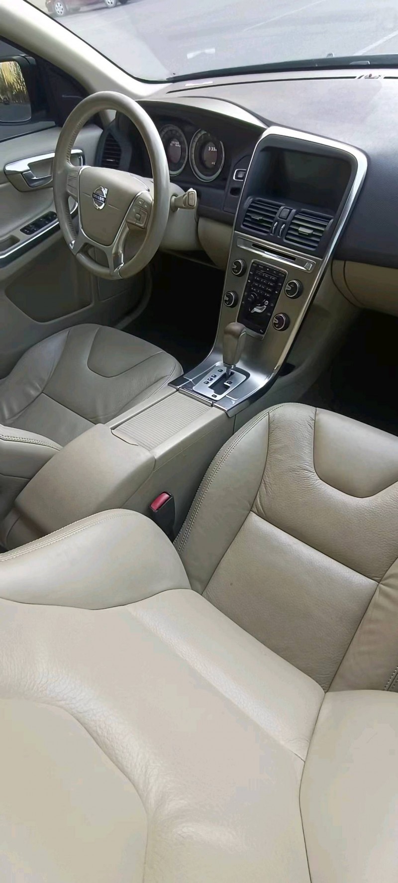 邯郸11年沃尔沃XC602