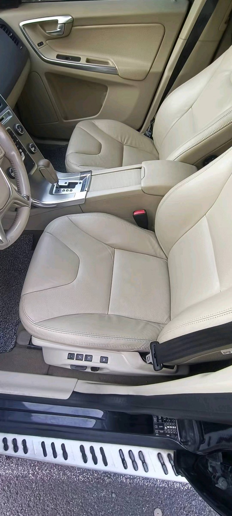 邯郸11年沃尔沃XC603