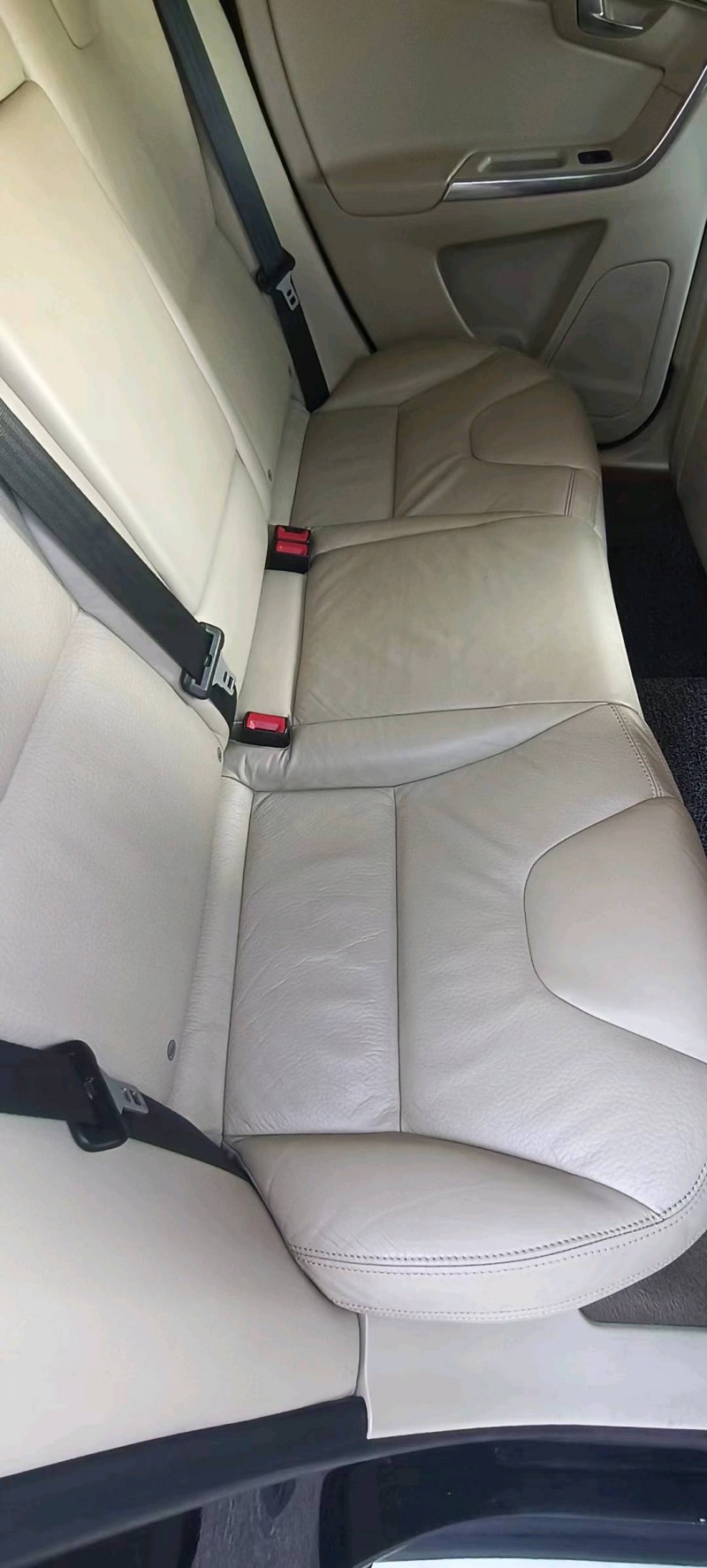 邯郸11年沃尔沃XC606