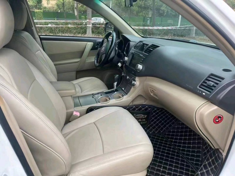 宜昌13年丰田汉兰达4