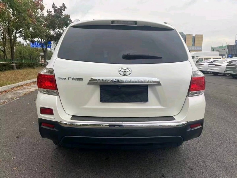 宜昌13年丰田汉兰达8