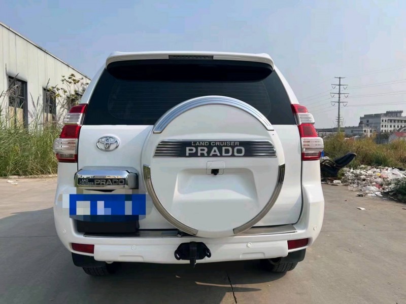 北京16年丰田普拉多2