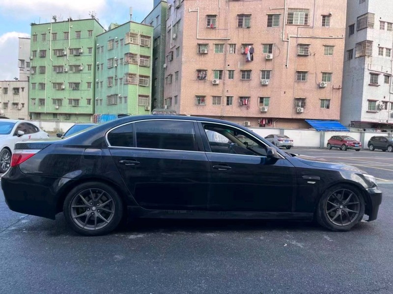 广州09年宝马5系7