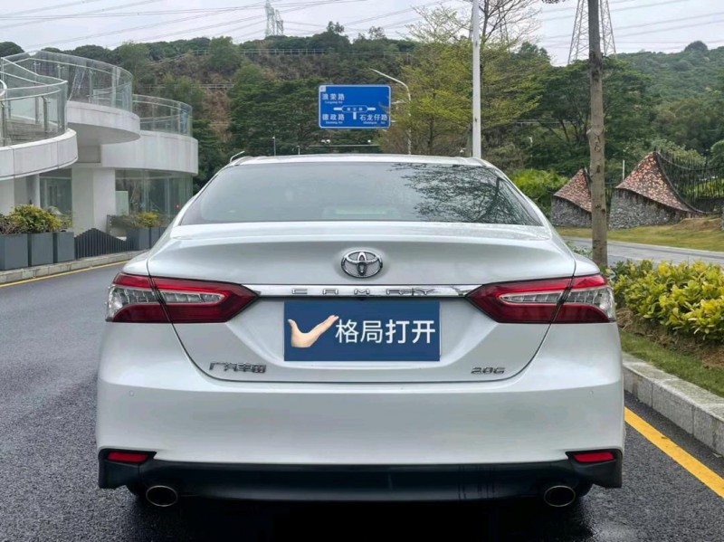 广州19年丰田凯美瑞9