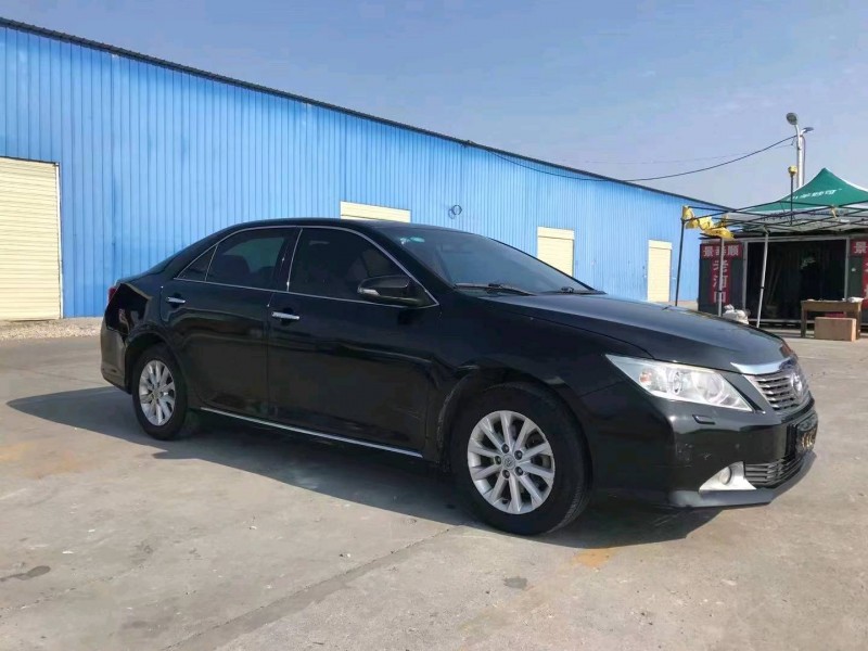 宜昌12年丰田凯美瑞3