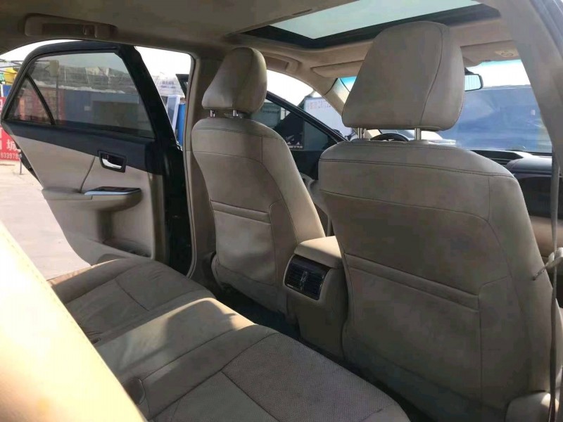 宜昌12年丰田凯美瑞5