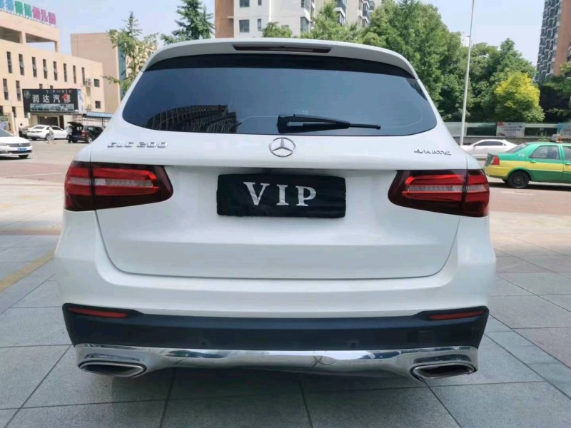 宜昌16年奔驰GLC9