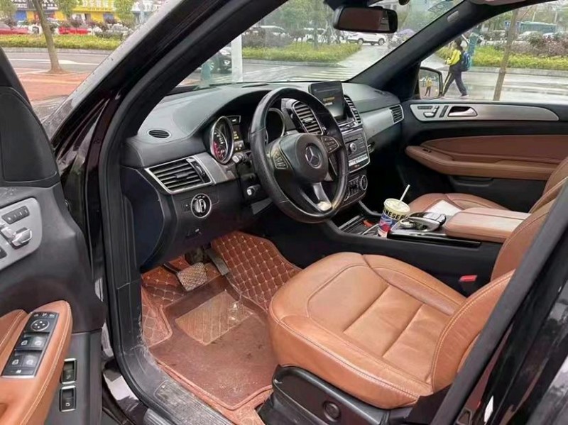 广州16年奔驰CLS5