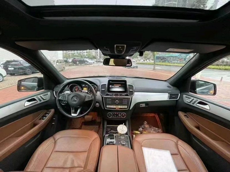 广州16年奔驰CLS4