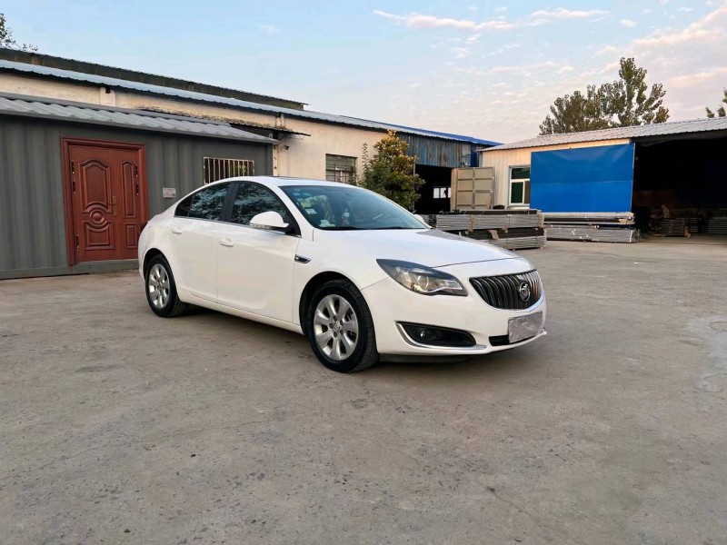 徐州16年别克君威8