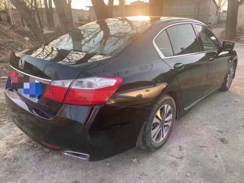 邯郸16年本田雅阁4