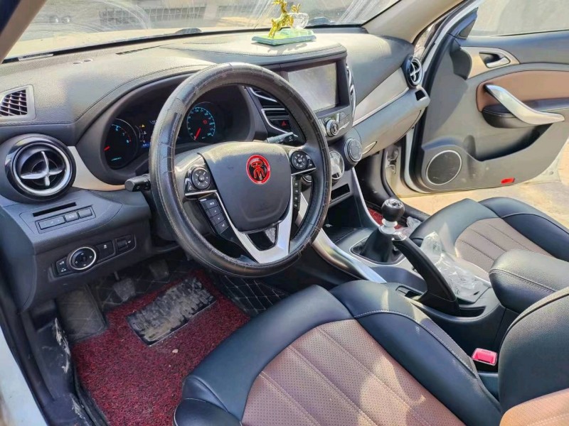 武汉17年比亚迪宋2