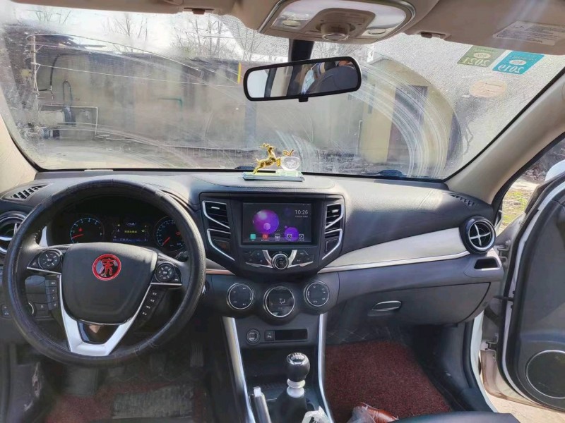 武汉17年比亚迪宋3