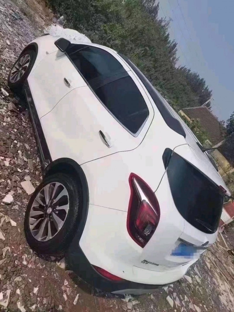 临沂16年别克昂科拉2