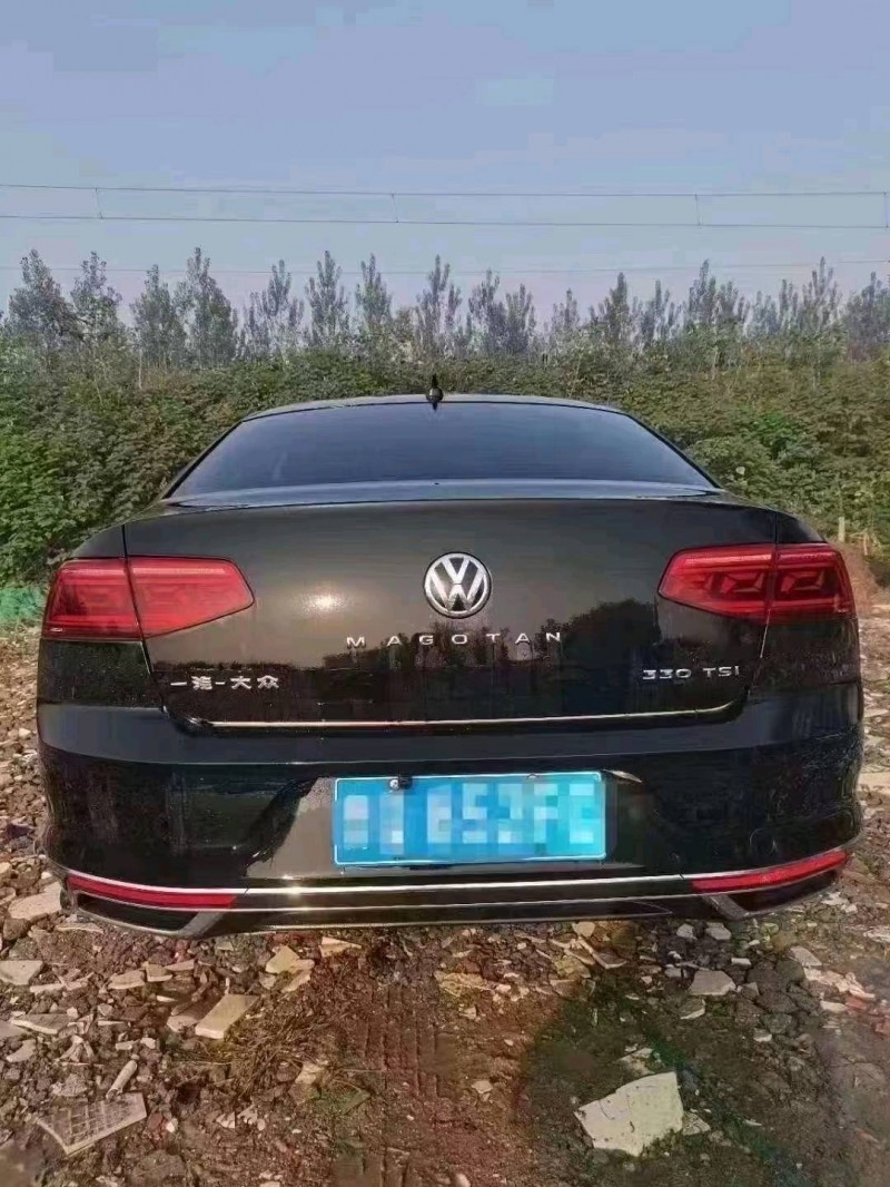 临沂21年大众迈腾1