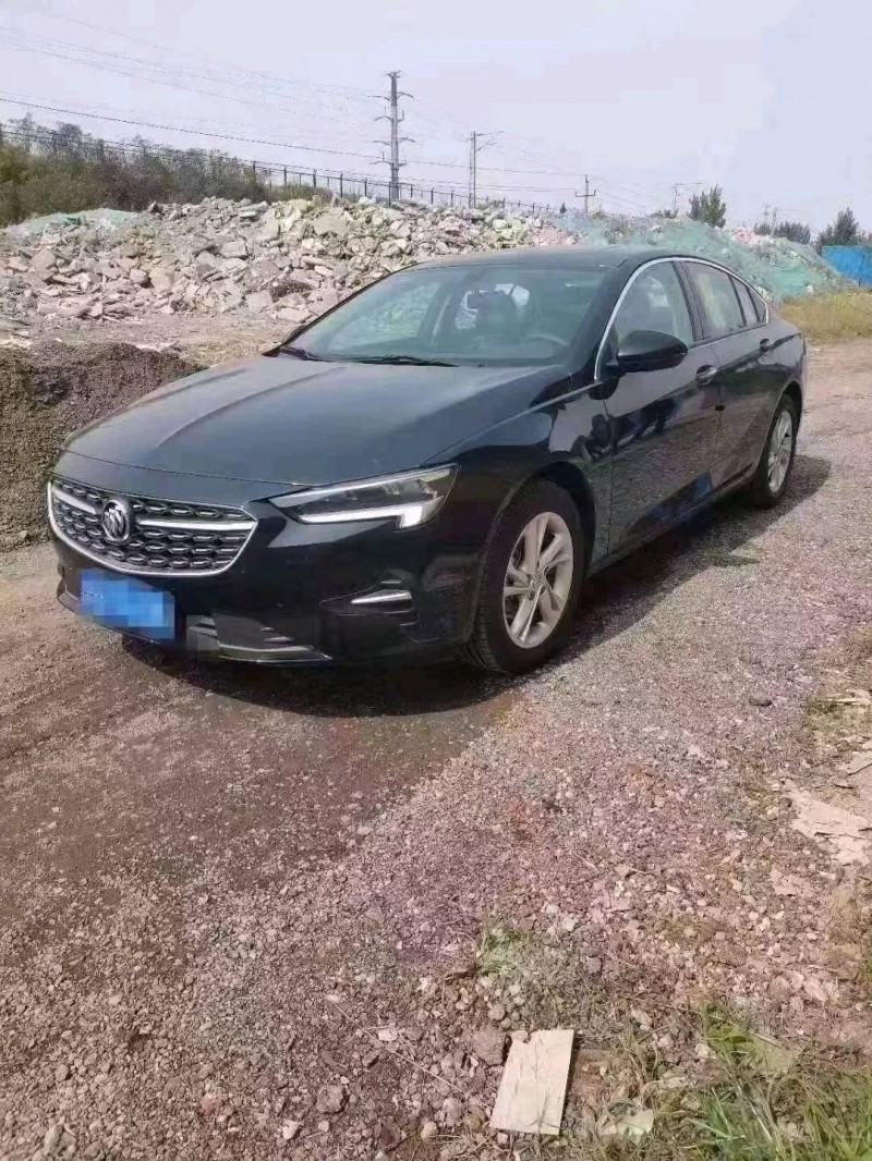 临沂22年别克君威7