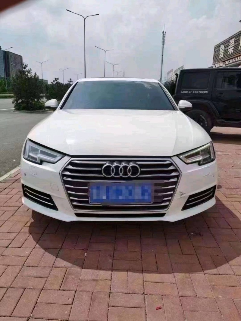 临沂17年奥迪A4L1