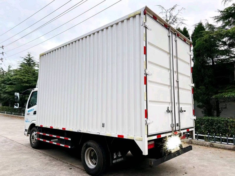 潍坊21年飞碟汽车奥驰7