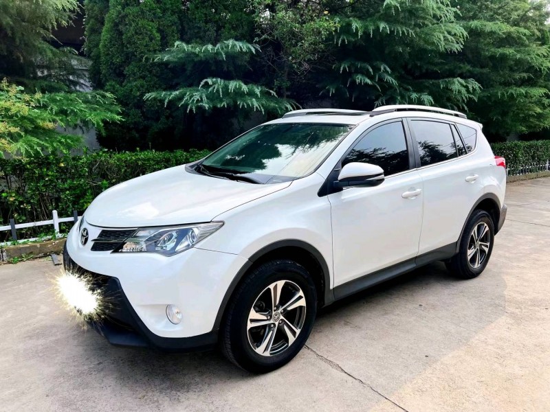 潍坊15年丰田RAV47