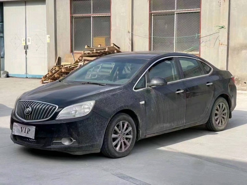 青岛14年别克英朗GT2