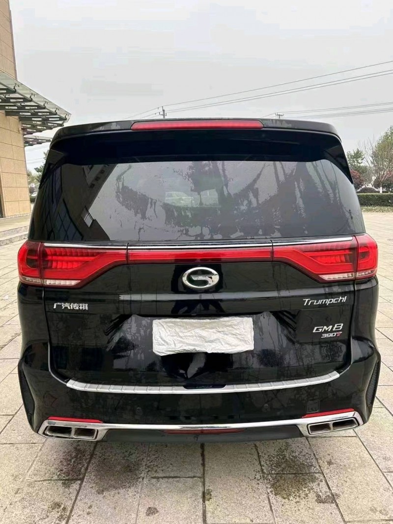 宜昌20年传祺M82