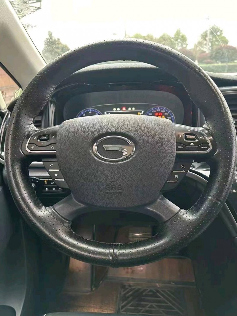 宜昌20年传祺M87