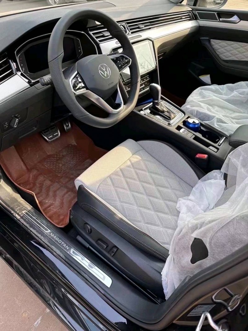 邯郸23年大众迈腾4