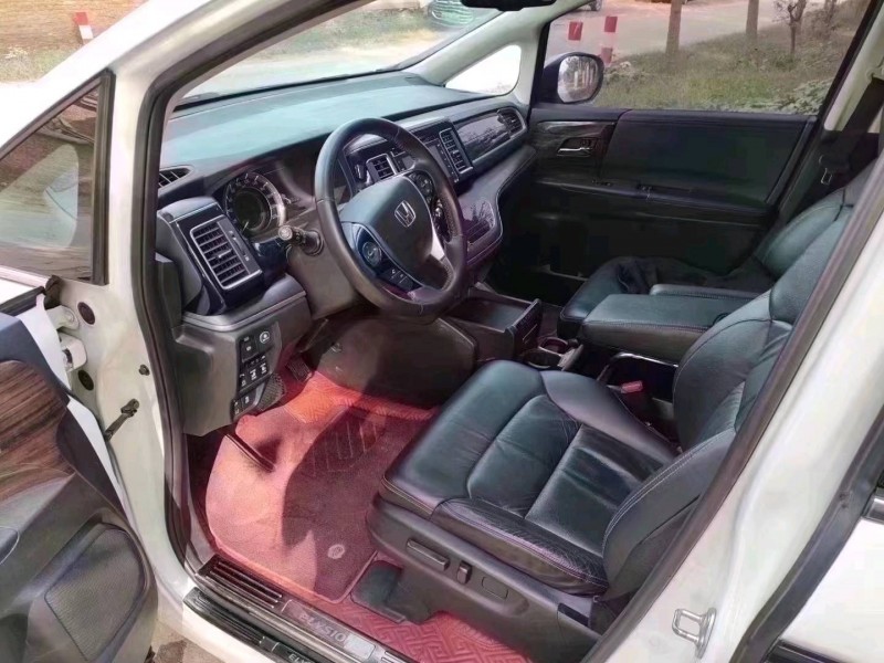 枣庄17年本田艾力绅2