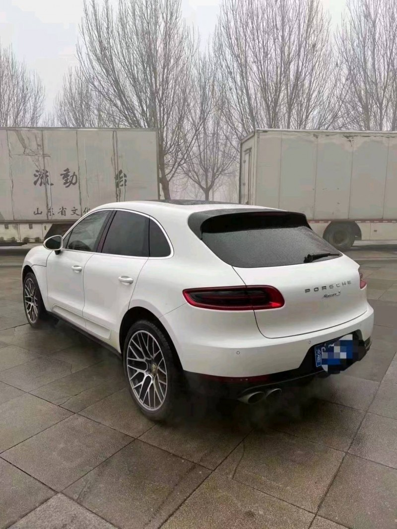 枣庄15年保时捷Macan4