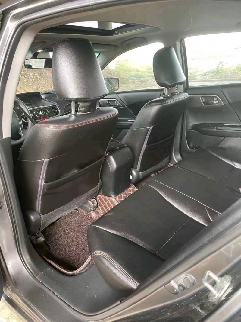 济宁14年本田雅阁7