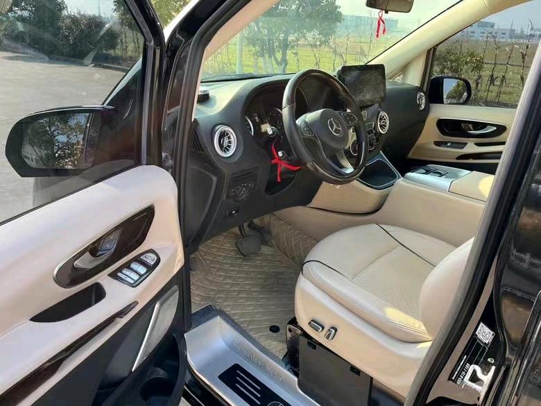 盐城20年奔驰威霆4