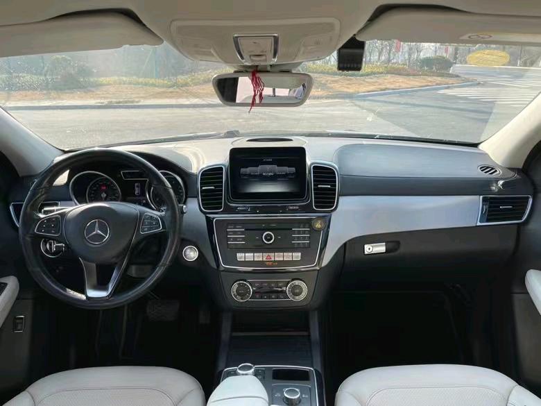 盐城17年奔驰GLE7