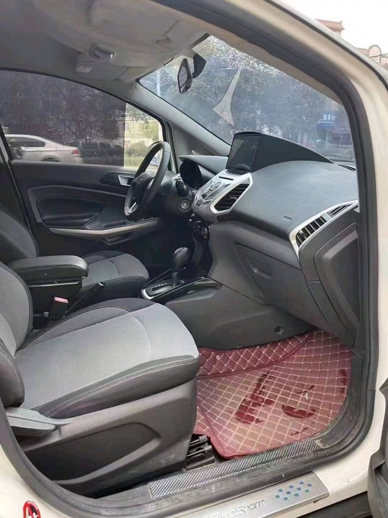 宜昌13年福特翼搏5