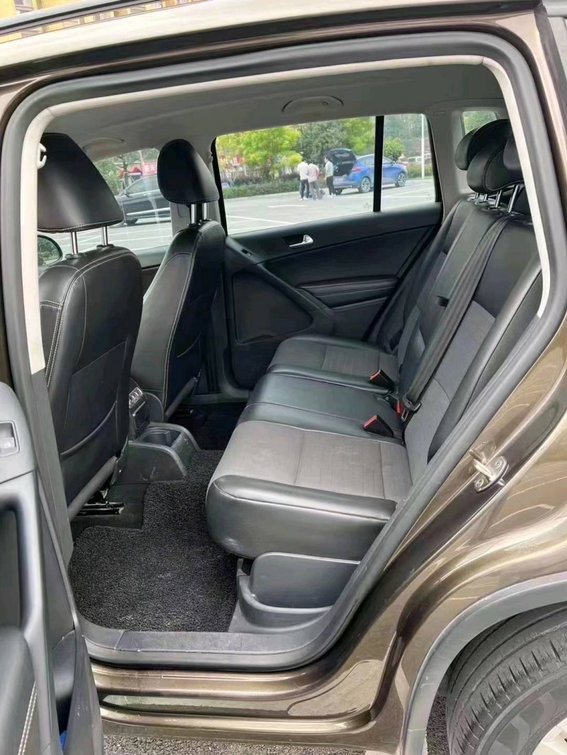 宜昌17年大众途观6