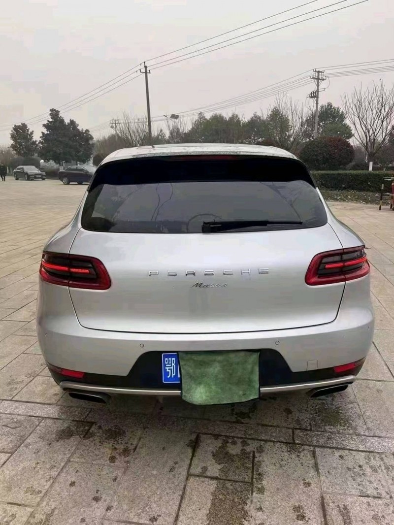 宜昌15年保时捷Macan2
