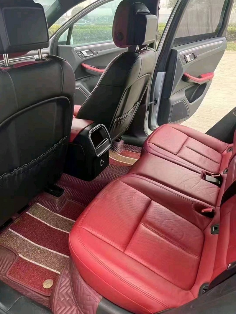 宜昌15年保时捷Macan5