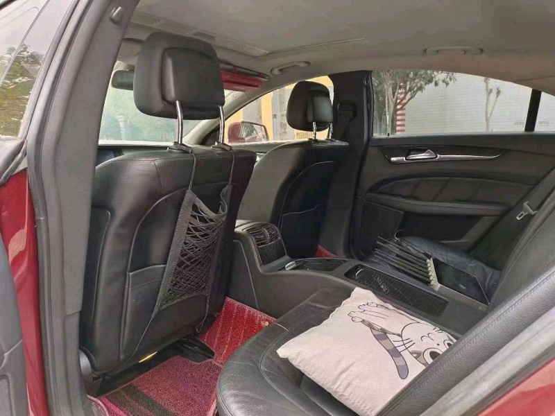 宜昌12年奔驰CLS3