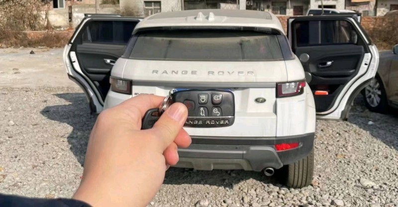 宜昌20年路虎极光3