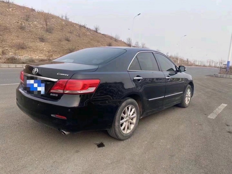 济宁10年丰田凯美瑞7