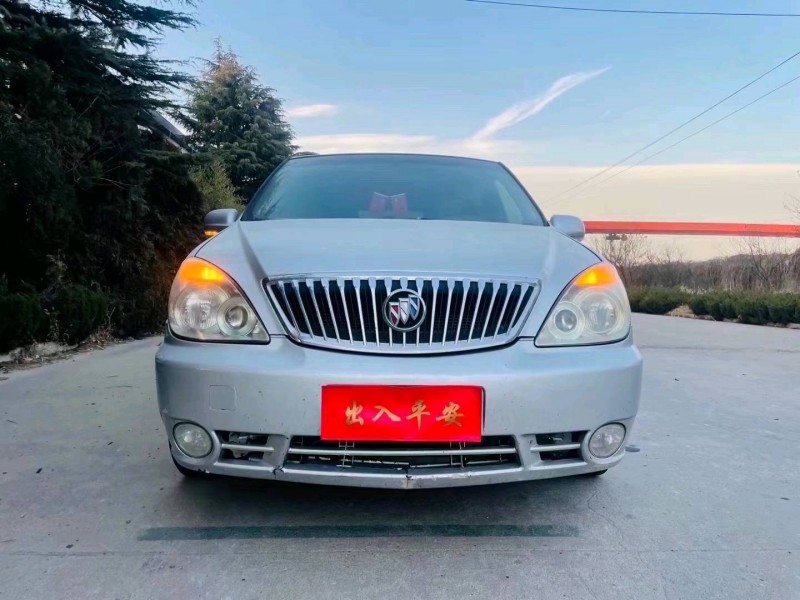 枣庄12年别克GL89