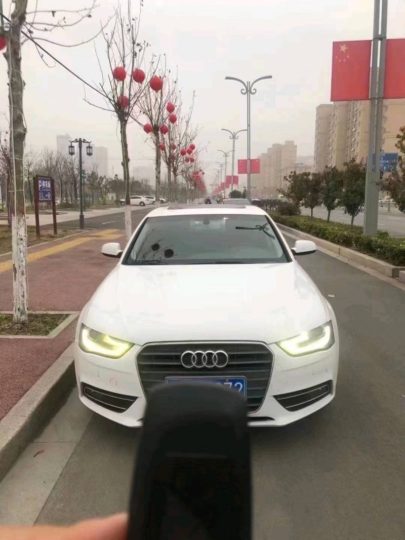 北京14年奥迪A4L1