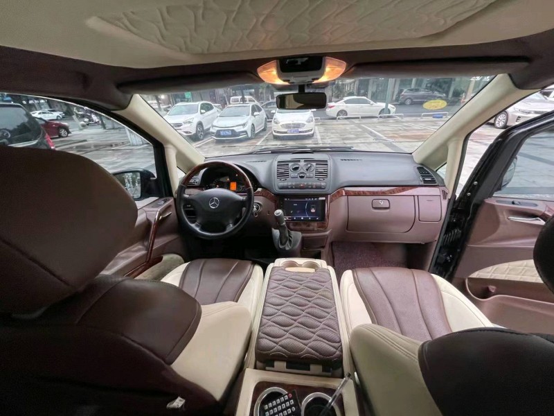 常州16年奔驰威霆8