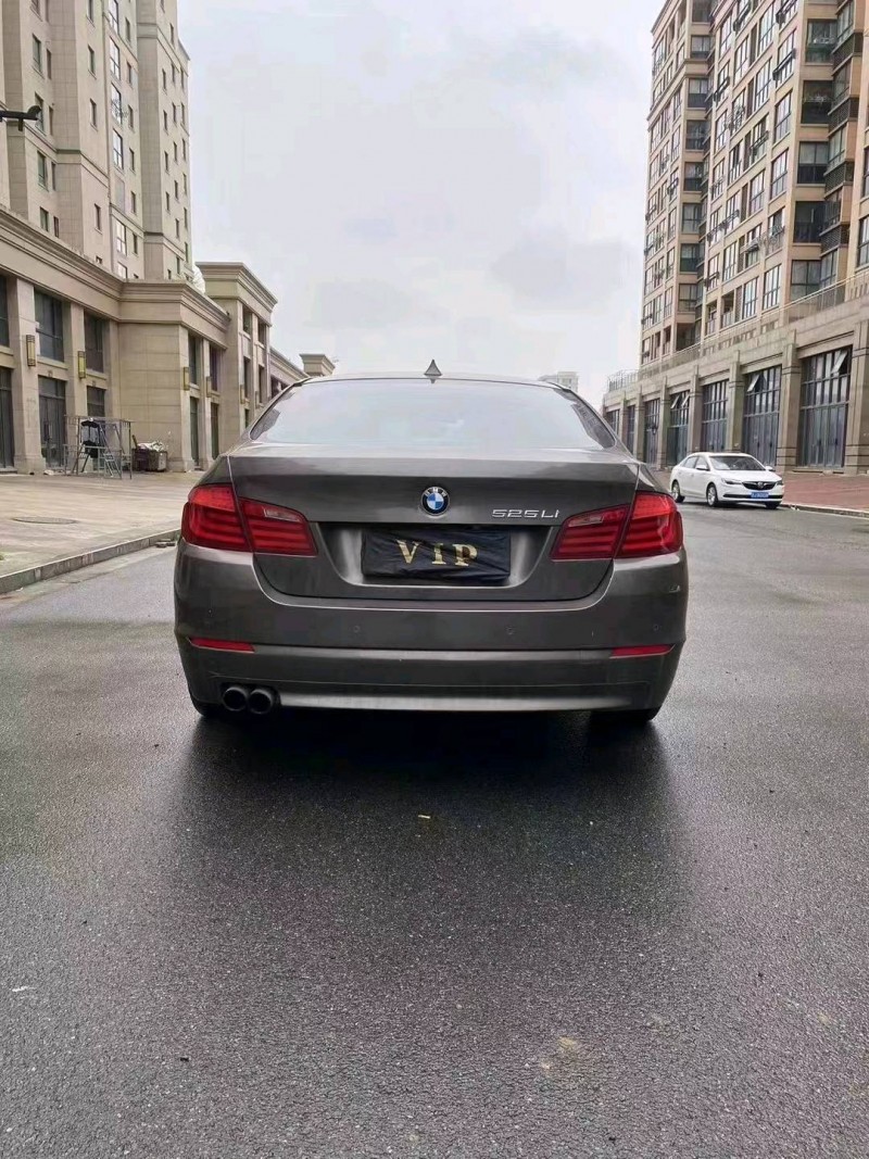 北京13年宝马5系7
