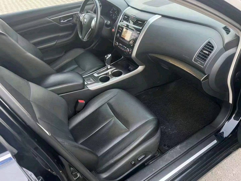 邯郸15年日产天籁4