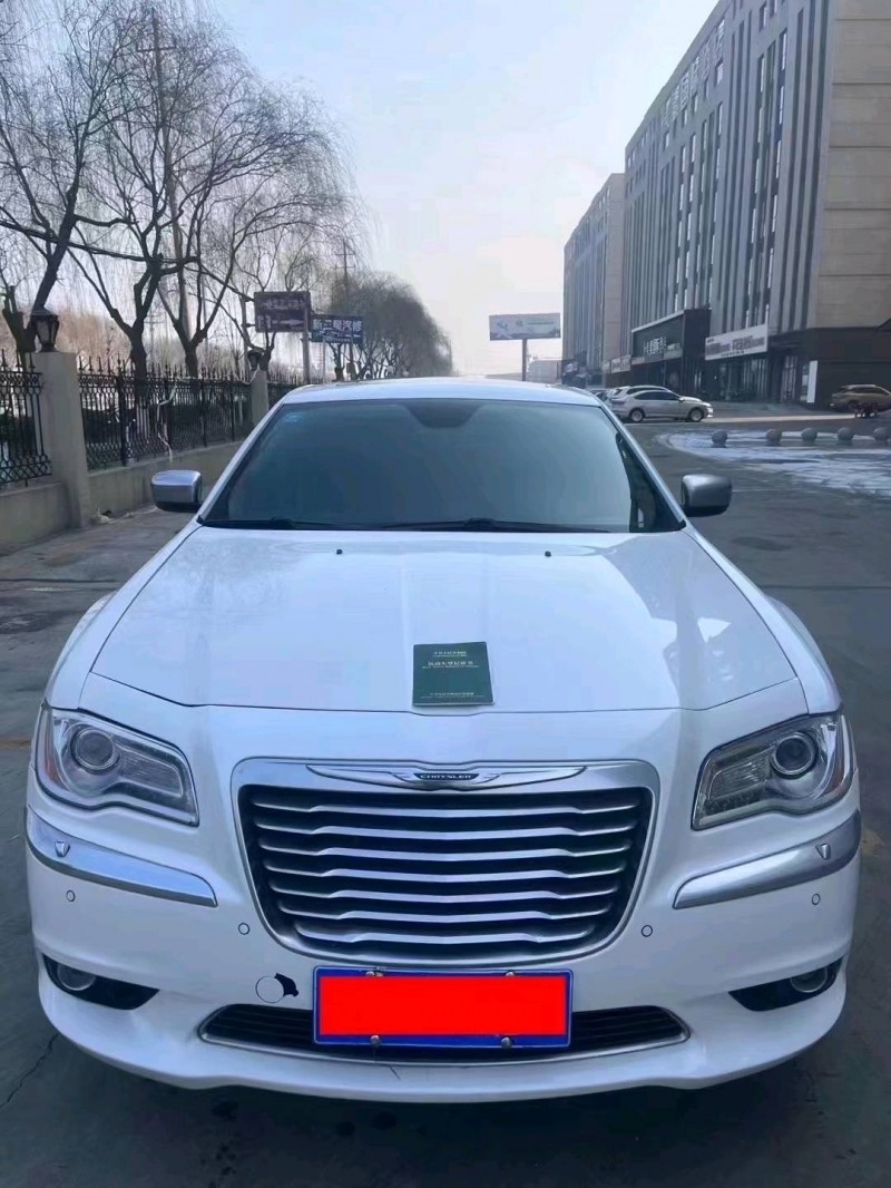 枣庄14年克莱斯勒300C1