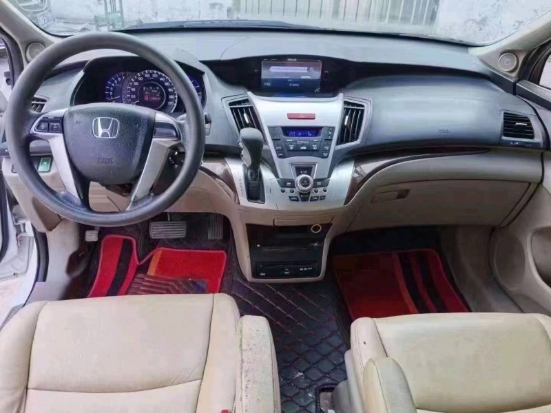 临沂14年本田奥德赛5