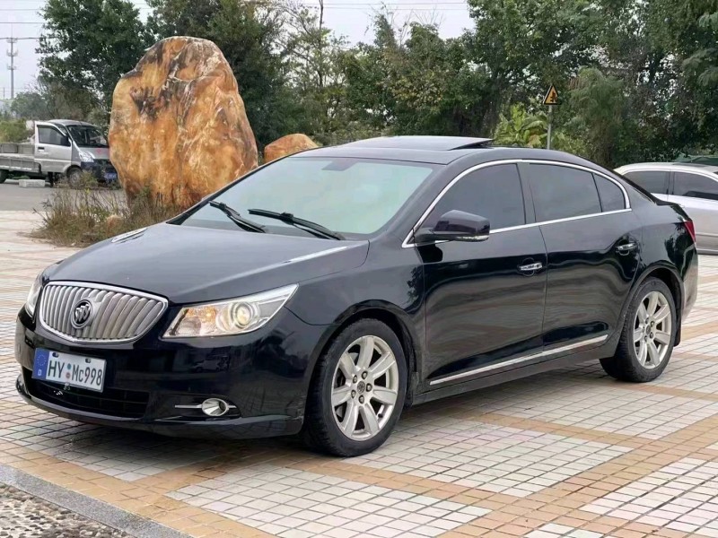 珠海11年别克君越6