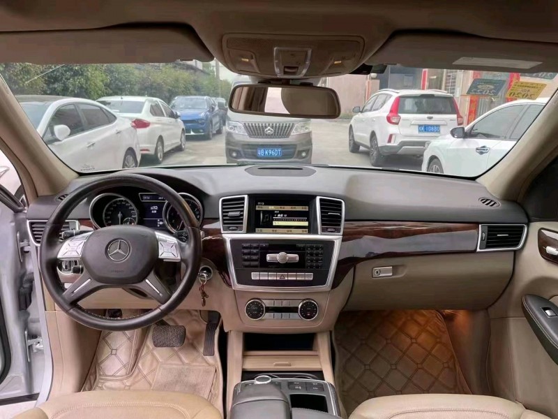 珠海12年奔驰ML4