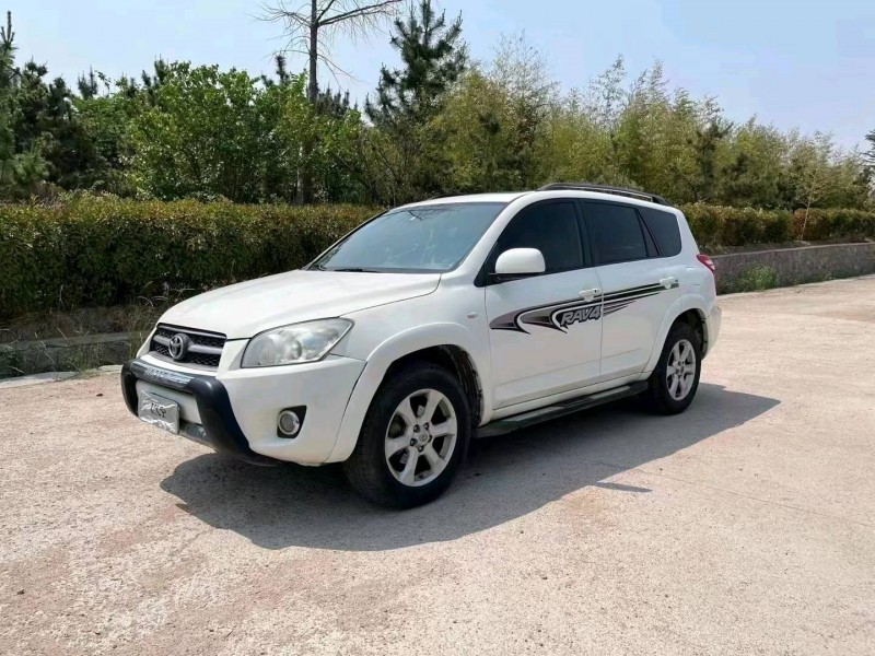 青岛10年丰田RAV4荣放3