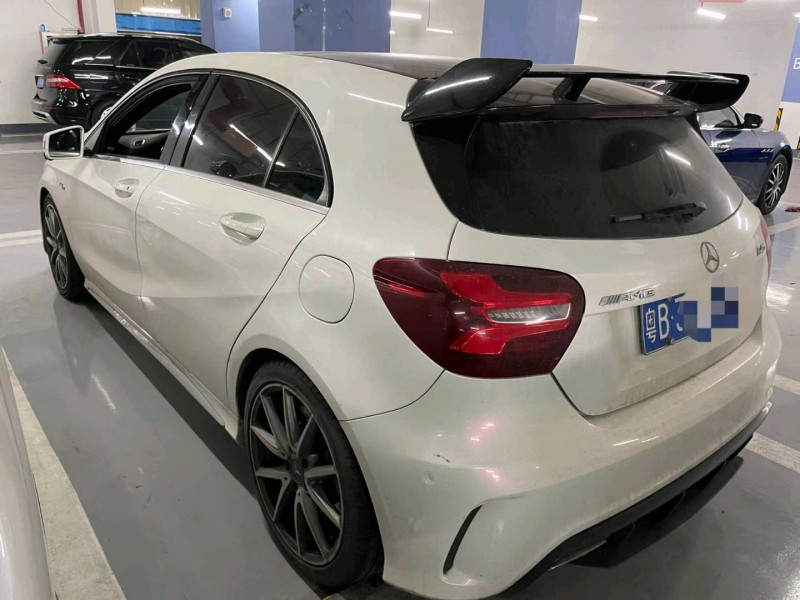 广州18年奔驰AMG3